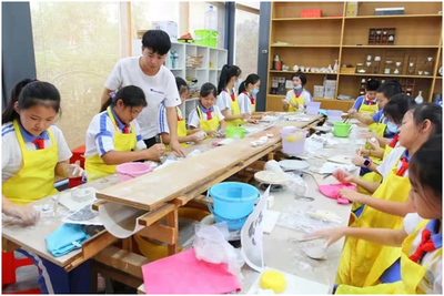 课后服务、午餐午休全覆盖！深圳打造有温度的教育，让学生课后看护服务更贴心